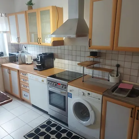Szafirowa 25 Parter