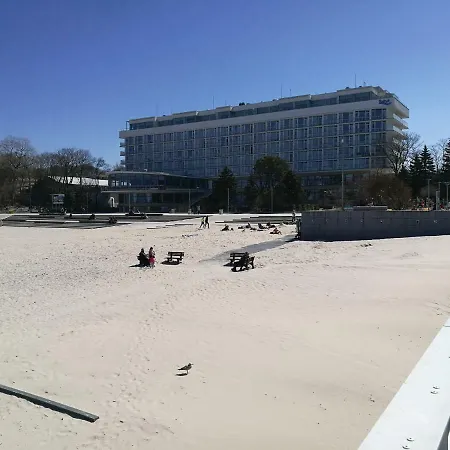Szafirowa 25 Parter * Kołobrzeg